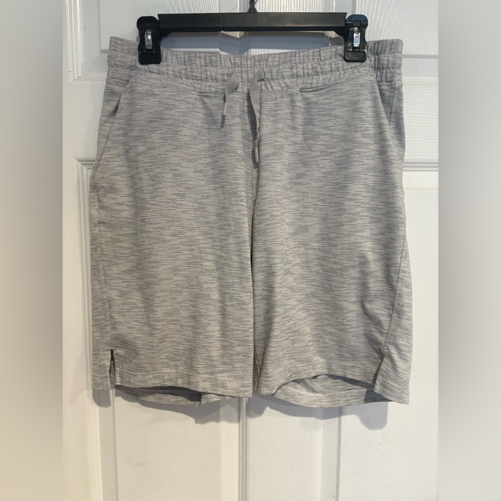 Mondetta Light Gray Athletic Shorts